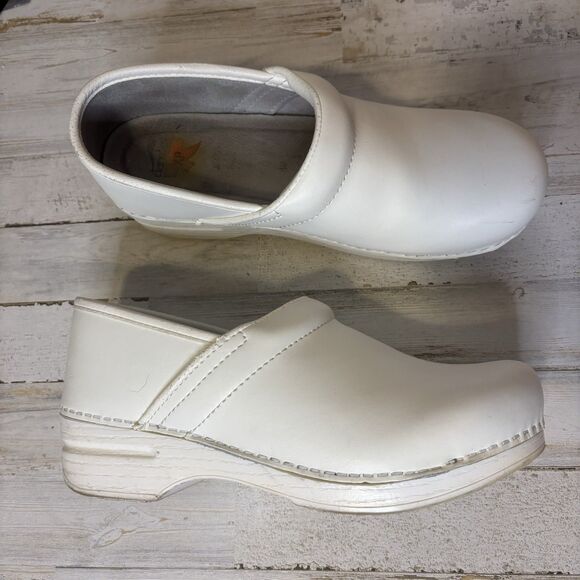 Dansko White Leather Professional Box Clogs Shoes Nursing Women’s 40/9.5-10 - Picture 1 of 14
